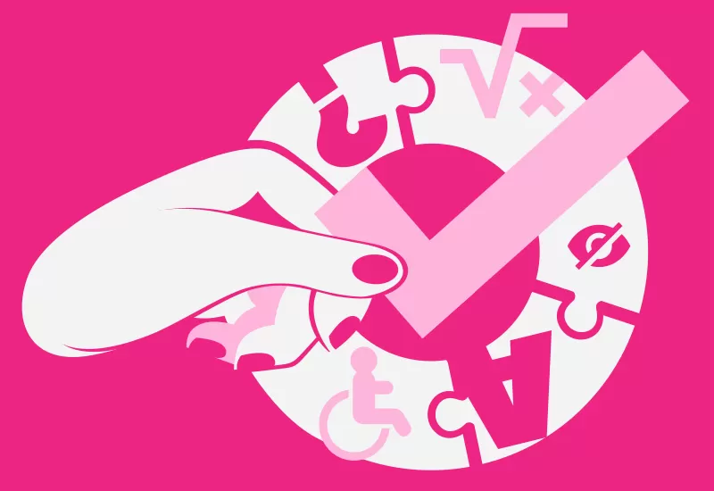 Hand setzt Puzzleteil mit Haken in Rundpuzzle mit Symbolen für Inklusion, Bildung, Kommunikation.